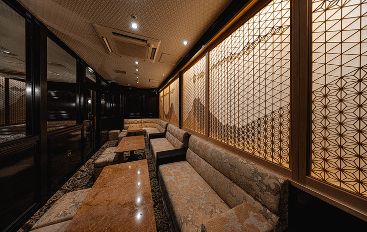 福岡中洲 完全会員制クラブ PARK(パーク) SAKURA GROUP HOLDINGS.