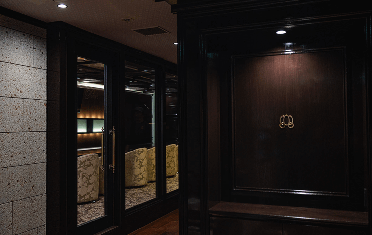 福岡中洲 完全会員制クラブ PARK(パーク) SAKURA GROUP HOLDINGS.